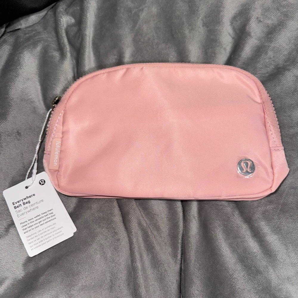 Lululemon Everywhere Belt Bag- 1L